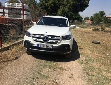 Mercedes X 250d: Ένα ιδιαίτερο αυτοκίνητο με στυλ για γερά πορτοφόλια